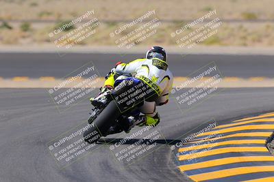 media/Oct-08-2022-SoCal Trackdays (Sat) [[1fc3beec89]]/Turn 11 Backside (1145am)/